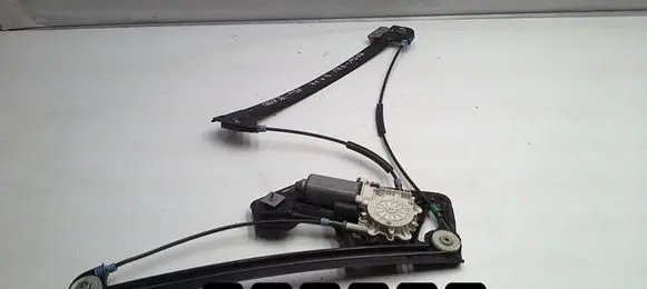 BMW 7 E38 Front door window regulator with motor 