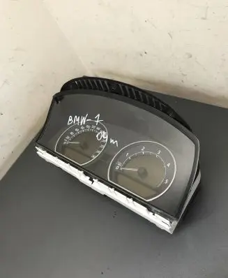 BMW 7 E65 E66 Speedometer (instrument cluster) 103062001188 110080103 6932041