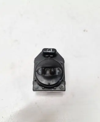 KIA Sorento Wing mirror switch 050706