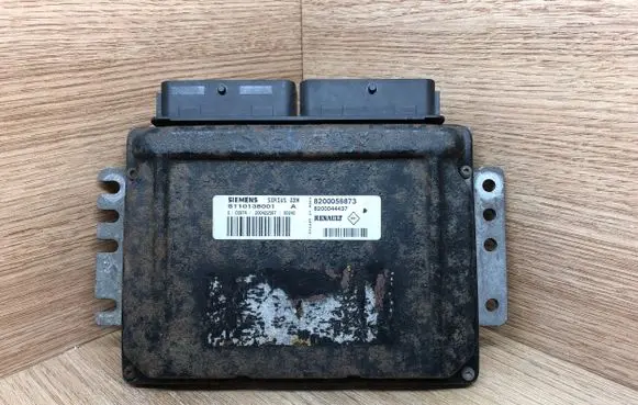 Renault Scenic IV - Grand scenic IV Engine control unit/module S110138001 8200044437 8200056873