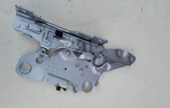 BMW X4 G02 Engine bonnet/hood hinges 7397500 0094694 W6GA8097