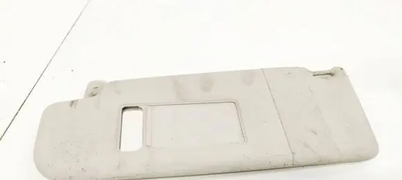 Volkswagen PASSAT CC Sun visor