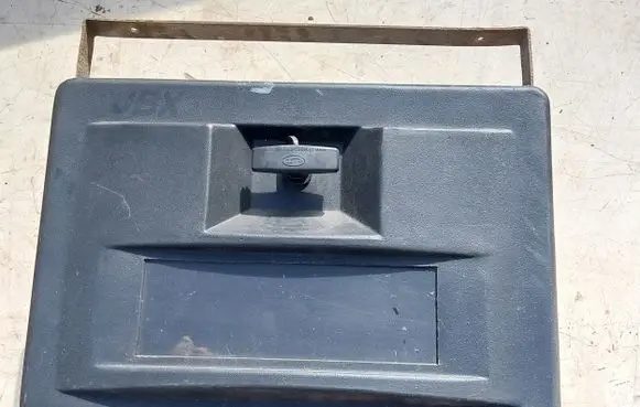 Iveco Daily 4th gen Glove box