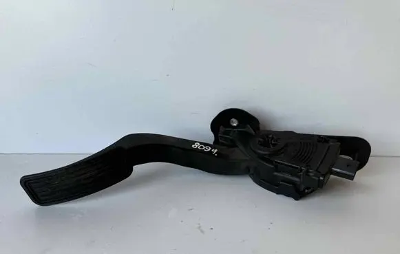 Tesla Model S Accelerator throttle pedal BE5C9F836AA