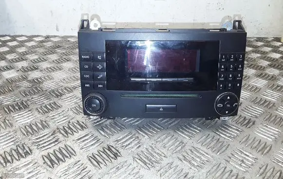 Mercedes-Benz B W245 Radio/CD/DVD/GPS head unit a1698700689