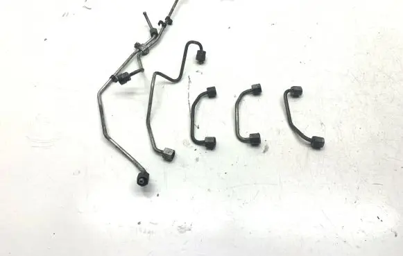 Audi A4 S4 B8 8K Fuel injector supply line/pipe 071212
