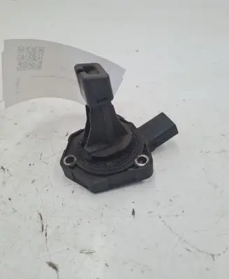 Audi A4 S4 B8 8K Oil level sensor 03C907660G