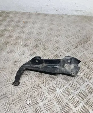 BMW 5 E39 Headlight/headlamp mounting bracket 15372400