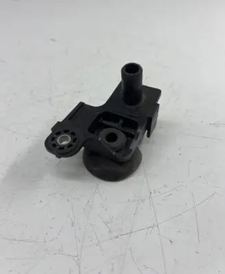 Jaguar F-Pace Radiator support slam panel bracket GX738K007B