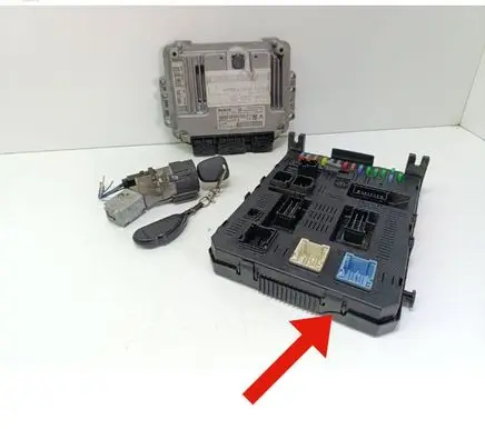 Peugeot 307 Engine ECU kit and lock set 9658944580 9660105680