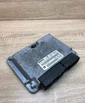 Opel Zafira A Engine control unit/module ECU 24417169 0281010268