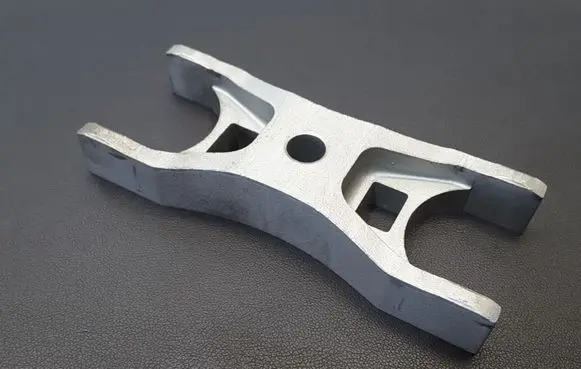 Skoda Octavia Mk3 (5E) Fuel Injector clamp holder 04L216