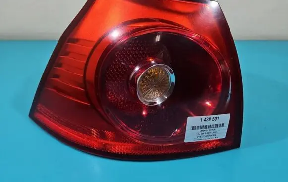 Volkswagen Golf V Rear/tail lights 4VFX-13405-AA IMPRK1428501
