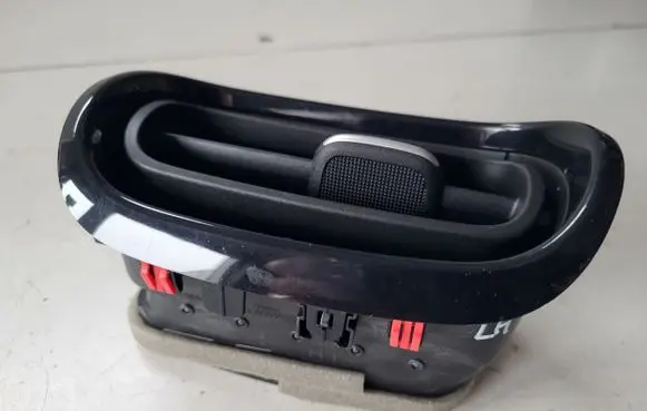 Toyota Yaris XP210 Dashboard side air vent grill/cover trim 55660K0040