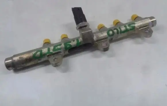 Fiat Stilo Fuel injector supply line/pipe 