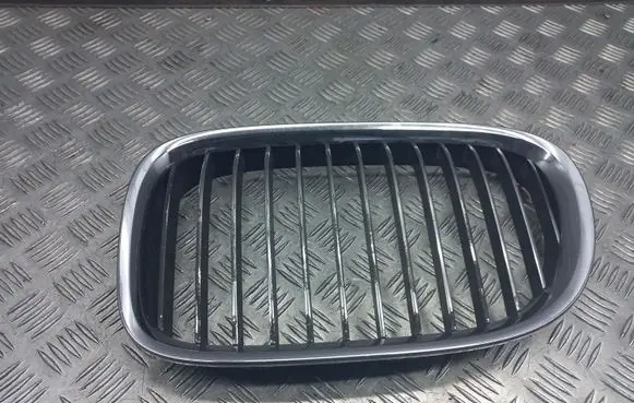 BMW 7 F01 F02 F03 F04 Front grill 7211657