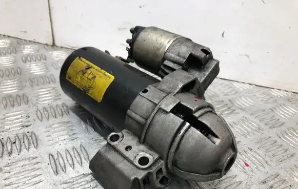 BMW 5 E60 E61 Starter motor 7801203 0001115069