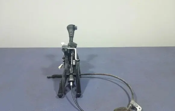 Honda HR-V Gear shift rod T7AH712