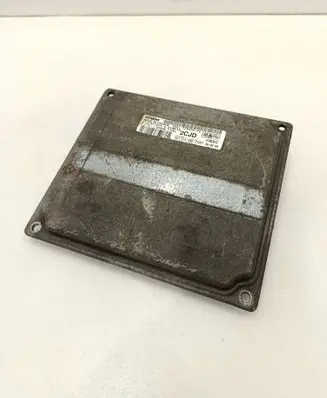 Ford Fiesta Engine control unit/module 6S6112A650FD S120977315D