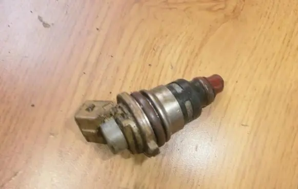 Ford Mondeo MK I Fuel injector 948fb2b