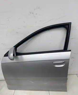 Audi A3 S3 8P Front door 