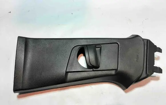 Volvo V40 (B) pillar trim (top) 31102349 31307228