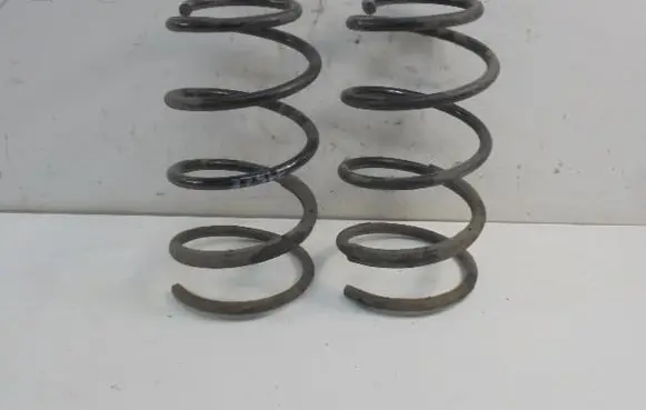 Hyundai i30 Front coil spring 