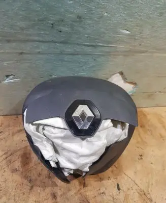 Renault Captur Steering wheel airbag