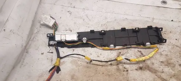 Toyota Prius (XW20) Passenger airbag on/off switch 8395047010