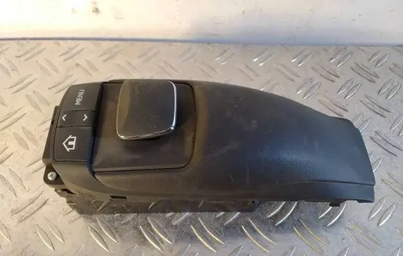 Lexus RX 450H Head unit multimedia control 8478048101C0 2372400570
