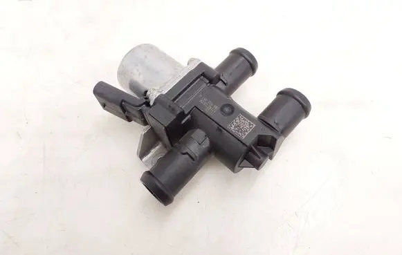 Volkswagen Tiguan Coolant heater control valve 3WA906457H 8714300006