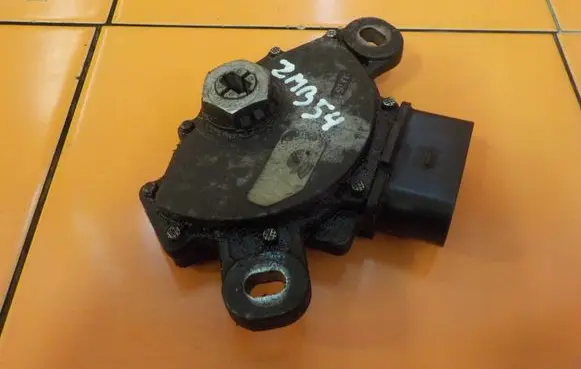 Volkswagen Touareg I Torque split ecu control unit/module POTENCJOMETR