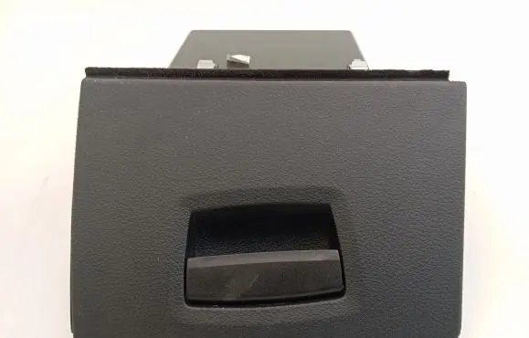 BMW 5 F10 F11 Glove box 9166699