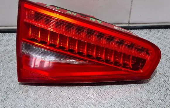 Audi A4 S4 B8 8K Tailgate rear/tail lights 8K5945093AC