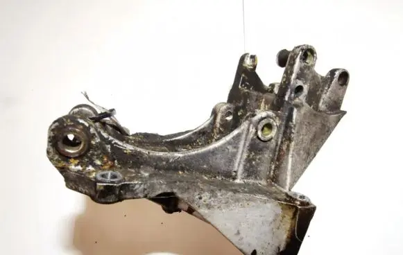 Citroen C5 Engine mounting bracket 96348183