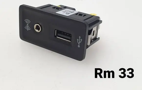 Volkswagen Golf VII USB socket connector 5G0035222C 5Q0035724