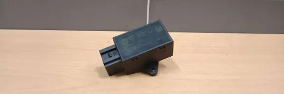 Volkswagen Touareg I Seat heating relay 7L0959772