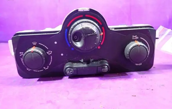 Renault Clio III Climate control unit 