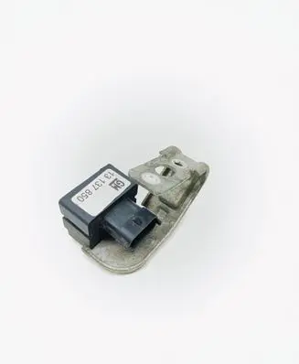 Sensor
