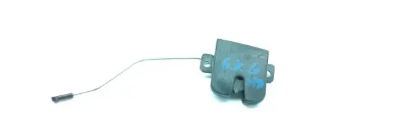 Loading door lock