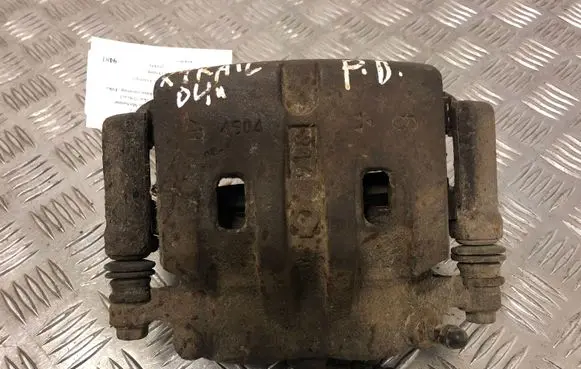 Nissan X-Trail T30 Front brake caliper