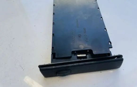 BMW 5 E60 E61 Cup holder 7063104 315650100