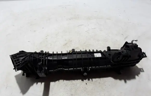 BMW 5 F10 F11 Intake manifold 7811909