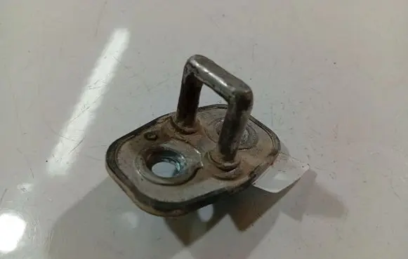 Peugeot Expert Front door lock loop/hook striker 9655466380