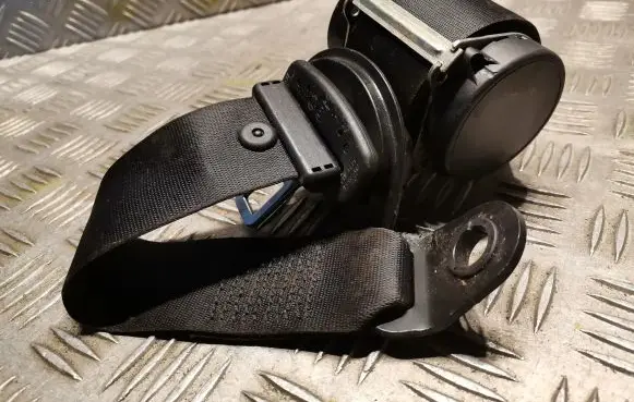 Mini One - Cooper Coupe R56 Rear seatbelt 2751402