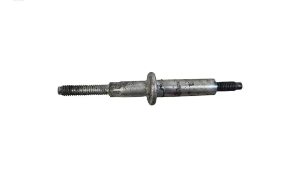 Mazda 6 Fuel Injector clamp holder 