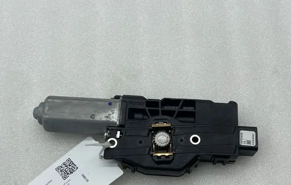 Suzuki Vitara (LY) Sunroof motor/actuator 7870054P0