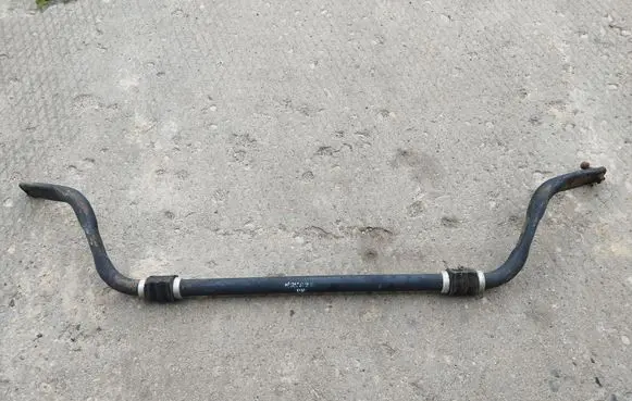 Nissan Navara D40 Front anti-roll bar/sway bar