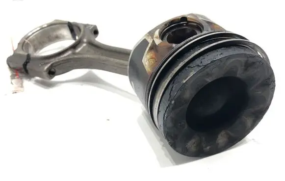 Toyota ProAce City Piston with connecting rod DV5RD