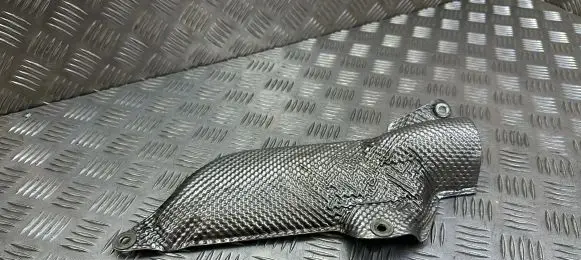 Jeep Grand Cherokee Heat shield in engine bay 
